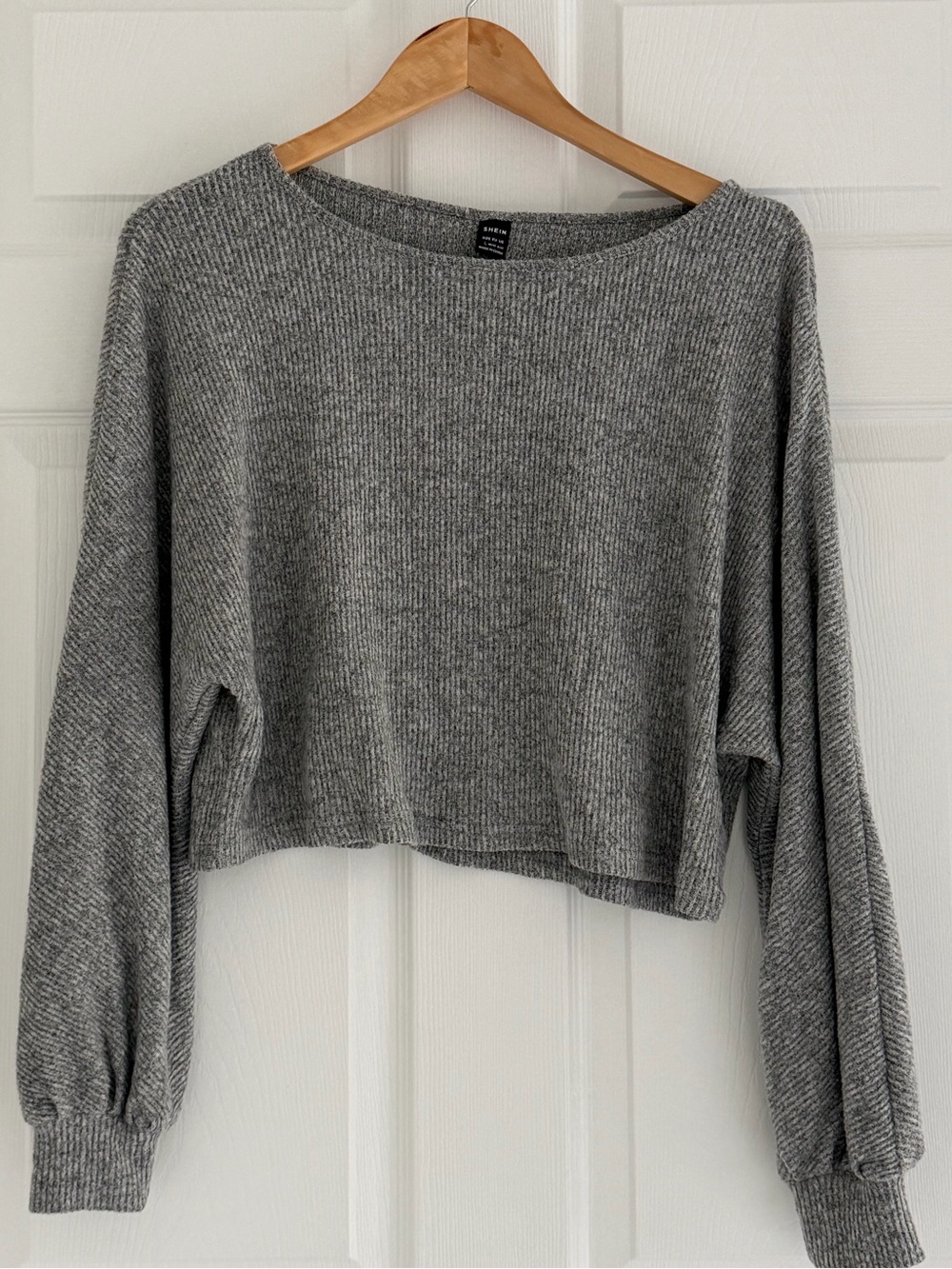 SHEIN Gray Ribbed Cropped Crewneck Sweater
